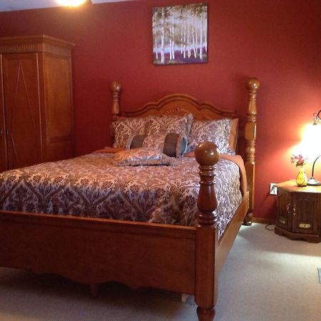 A Mooseberry Inn B&B Slana Exterior photo